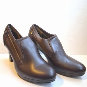 Cloudwalkers Brown Heeled Booties Sz 12W